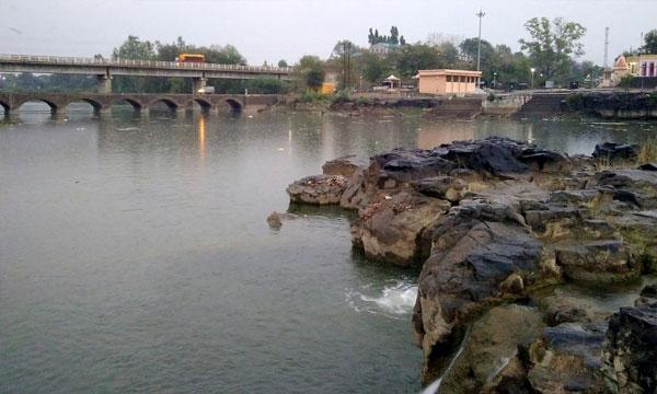 Dham River Pavnar